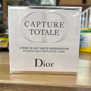 Dior Capture Totale Intensive Night Cream